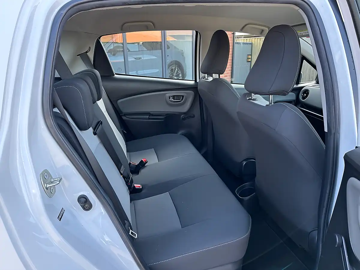 Used 2018 Toyota Yaris Icon Tech White - Interior and Exterior details 10