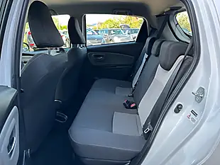 Used 2018 Toyota Yaris Icon Tech White - Interior and Exterior details 11