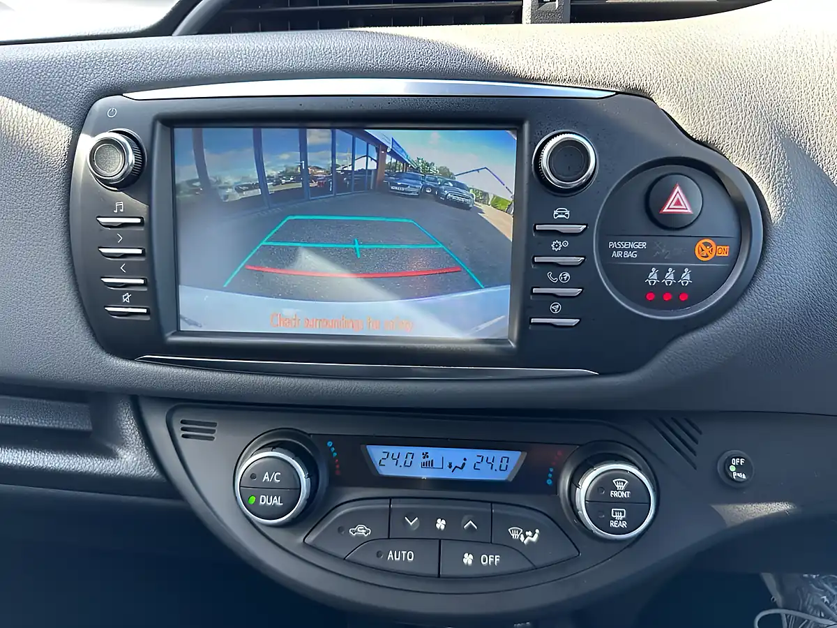 Used 2018 Toyota Yaris Icon Tech White - Interior and Exterior details 17