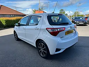 Used 2018 Toyota Yaris Icon Tech White - Interior and Exterior details 5