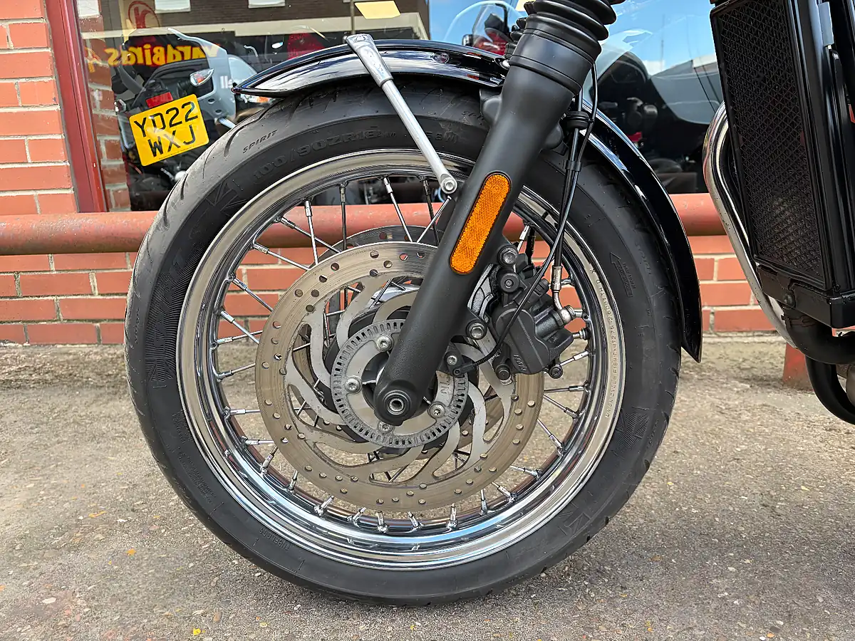 Used 2018 Triumph Bonneville T120 - Interior and Exterior details 12