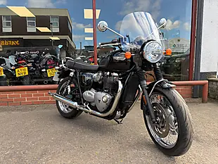 Used 2018 Triumph Bonneville T120 - Interior and Exterior details 13