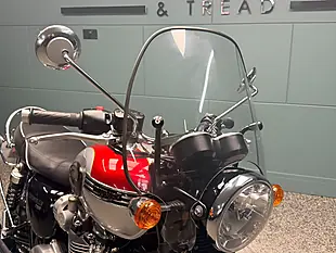 Used 2018 Triumph Bonneville T120 Roadster/Retro Red - Interior and Exterior details 11