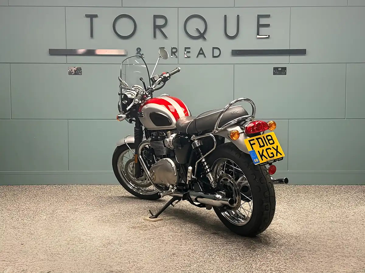 Used 2018 Triumph Bonneville T120 Roadster/Retro Red - Interior and Exterior details 6