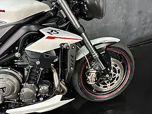 Used 2018 Triumph Street Triple RS White - Interior and Exterior details 10