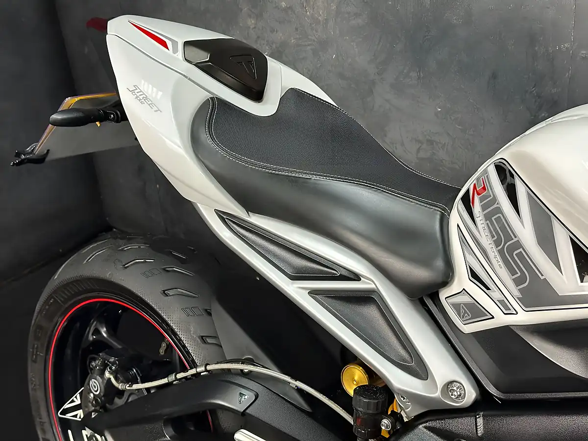 Used 2018 Triumph Street Triple RS White - Interior and Exterior details 18