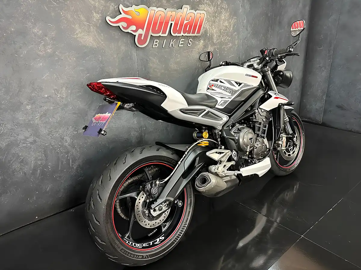 Used 2018 Triumph Street Triple RS White - Interior and Exterior details 6