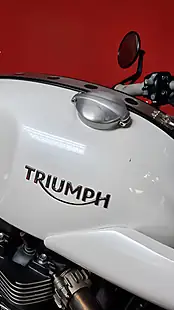 Used 2018 Triumph Thruxton 1200 R White - Interior and Exterior details 14
