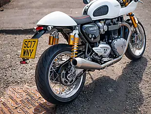Used 2018 Triumph Thruxton R Crystal White - Interior and Exterior details 12