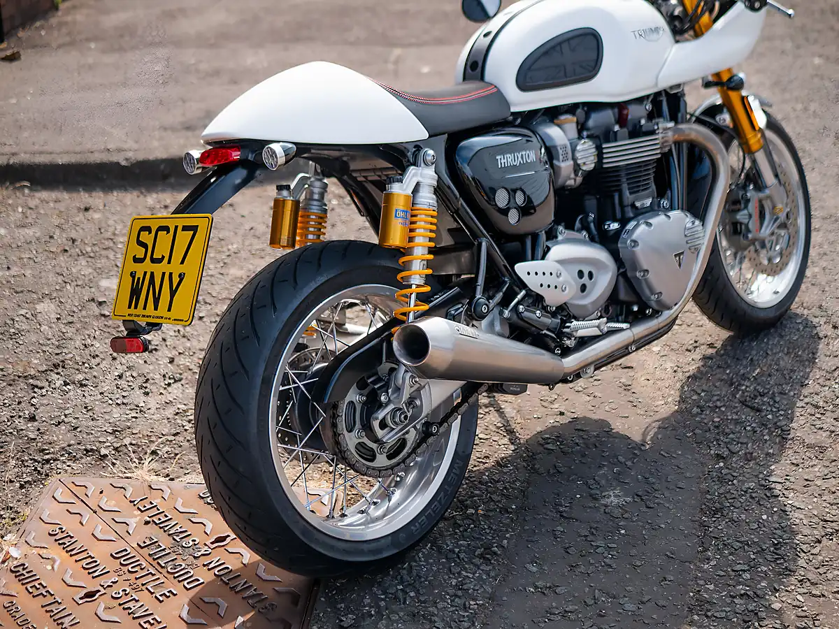 Used 2018 Triumph Thruxton R Crystal White - Interior and Exterior details 12
