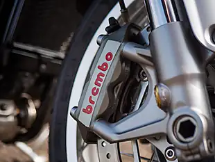 Used 2018 Triumph Thruxton R Crystal White - Interior and Exterior details 7