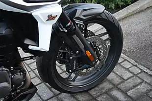 Used 2018 Triumph Tiger 1200 Xrt White - Interior and Exterior details 11