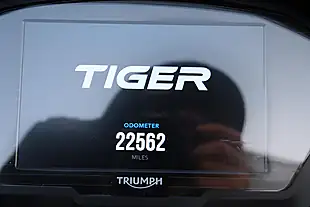 Used 2018 Triumph Tiger 1200 Xrt White - Interior and Exterior details 12