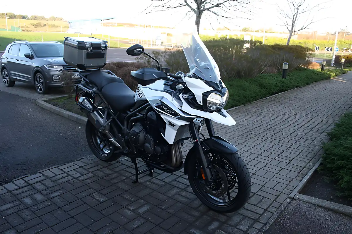 Used 2018 Triumph Tiger 1200 Xrt White - Interior and Exterior details 3