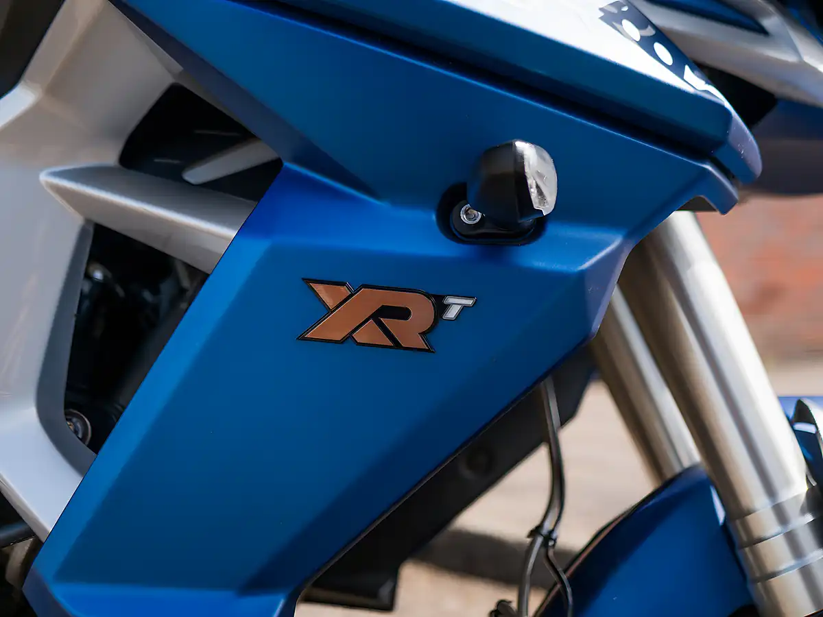 Used 2018 Triumph Tiger 800 Xrt Matt Cobalt Blue - Interior and Exterior details 15