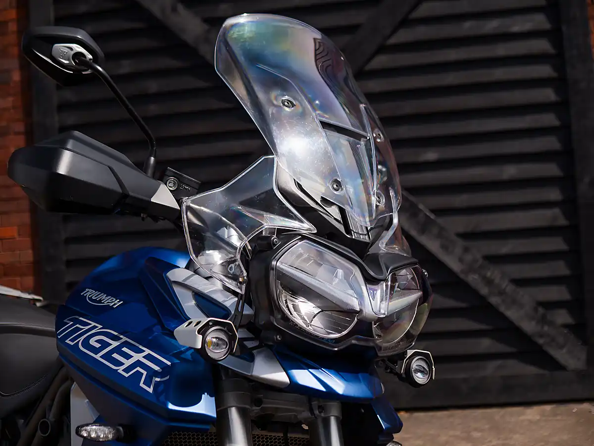 Used 2018 Triumph Tiger 800 Xrt Matt Cobalt Blue - Interior and Exterior details 5