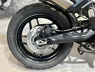 Used 2018 Triumph Tiger 800 Xrt White - Interior and Exterior details 16