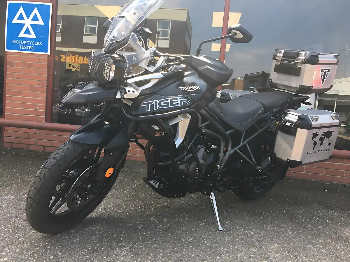 Used 2018 Triumph Tiger 800 Xrx - Interior and Exterior details 8
