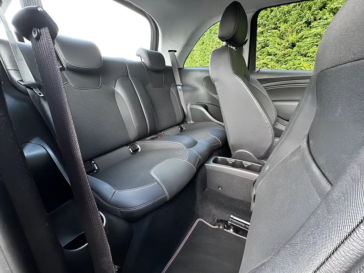 Used 2018 Vauxhall Adam Energised Black - Interior and Exterior details 16