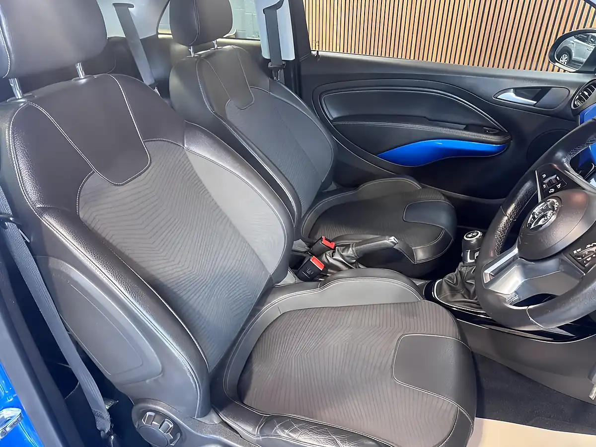 Used 2018 Vauxhall Adam Energised Blue - Interior and Exterior details 15