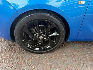 Used 2018 Vauxhall Adam Energised Blue - Interior and Exterior details 16