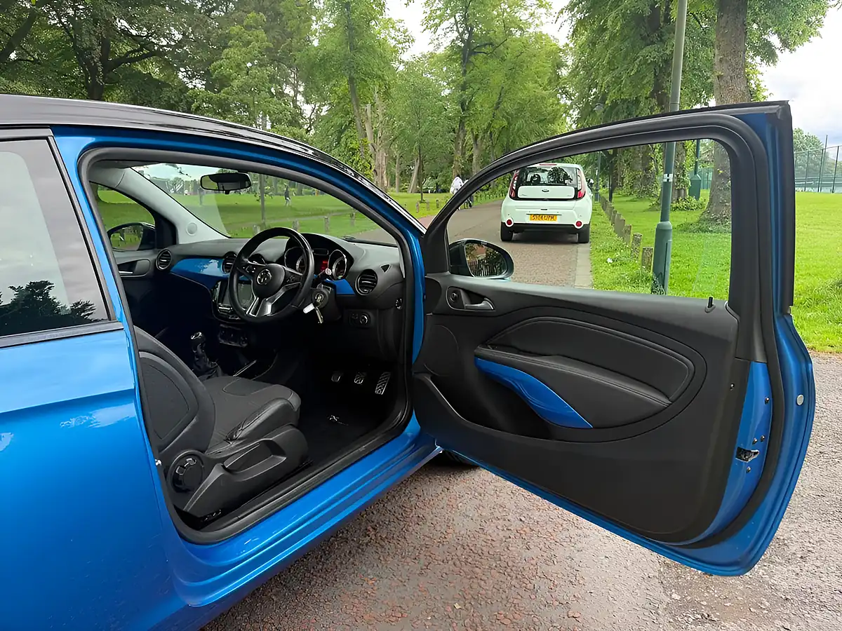 Used 2018 Vauxhall Adam Energised Blue - Interior and Exterior details 9