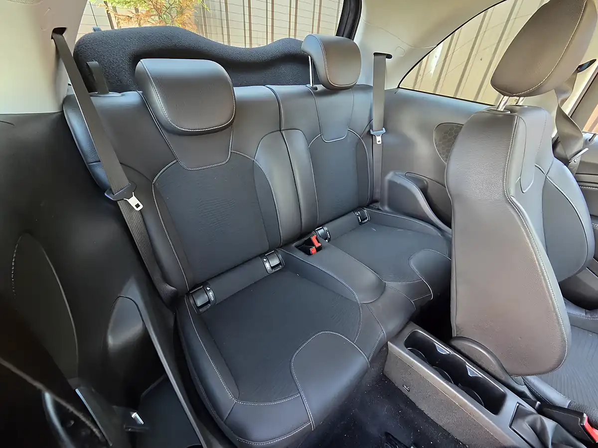 Used 2018 Vauxhall Adam Energised Blue - Interior and Exterior details 16
