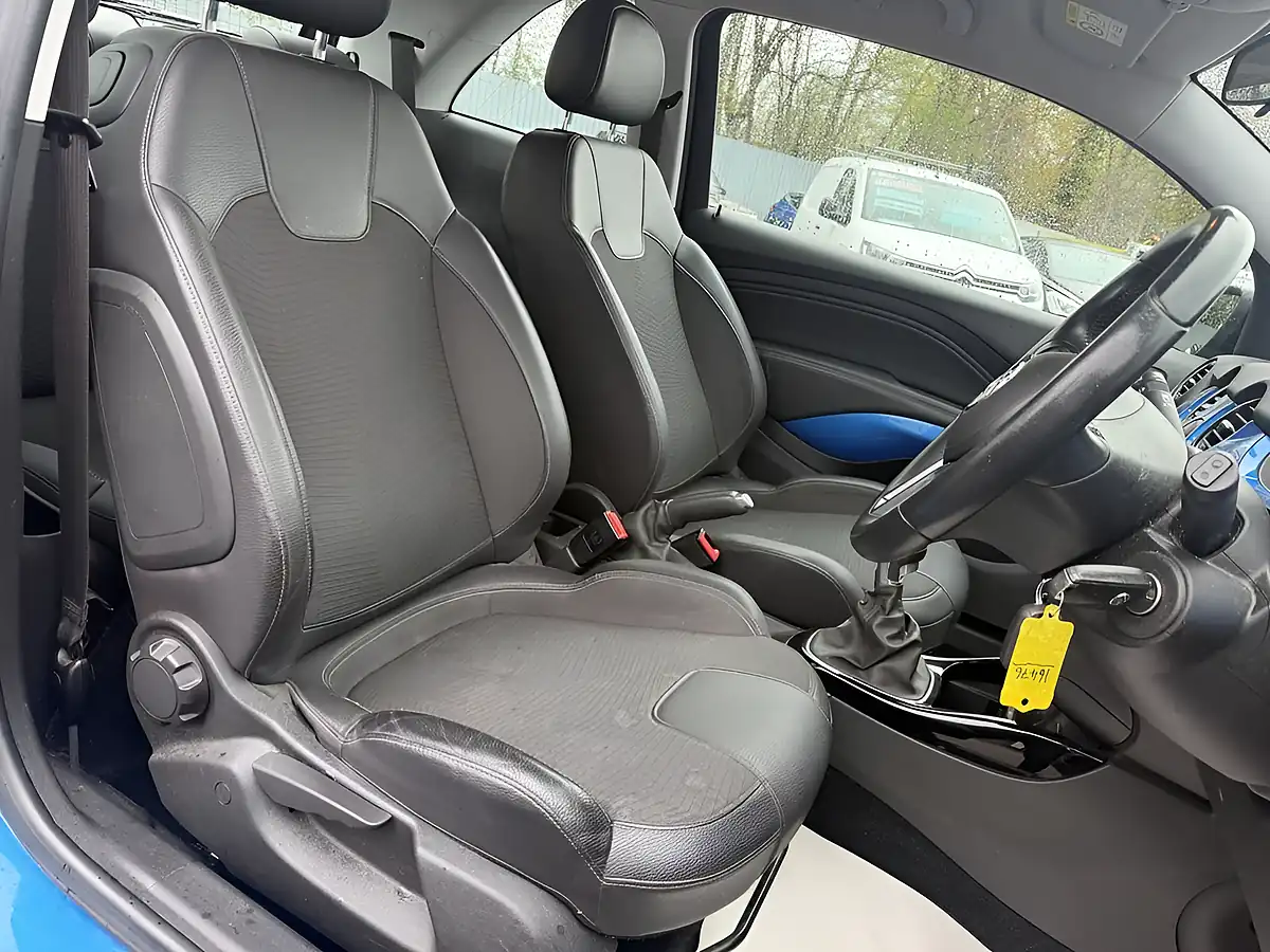 Used 2018 Vauxhall Adam Energised Blue - Interior and Exterior details 18