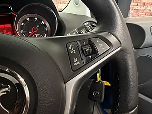 Used 2018 Vauxhall Adam Energised Blue - Interior and Exterior details 16