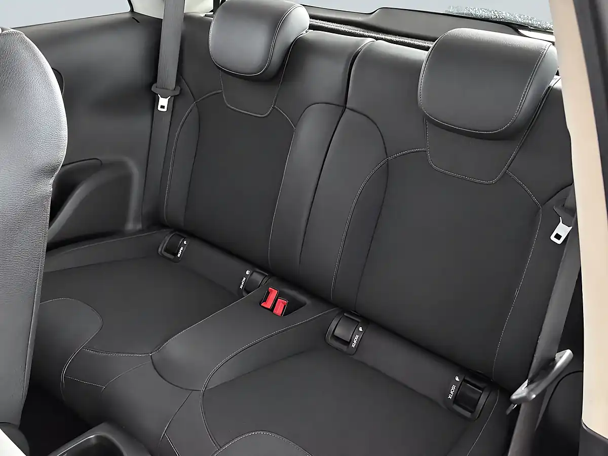 Used 2018 Vauxhall Adam Energised Blue - Interior and Exterior details 7