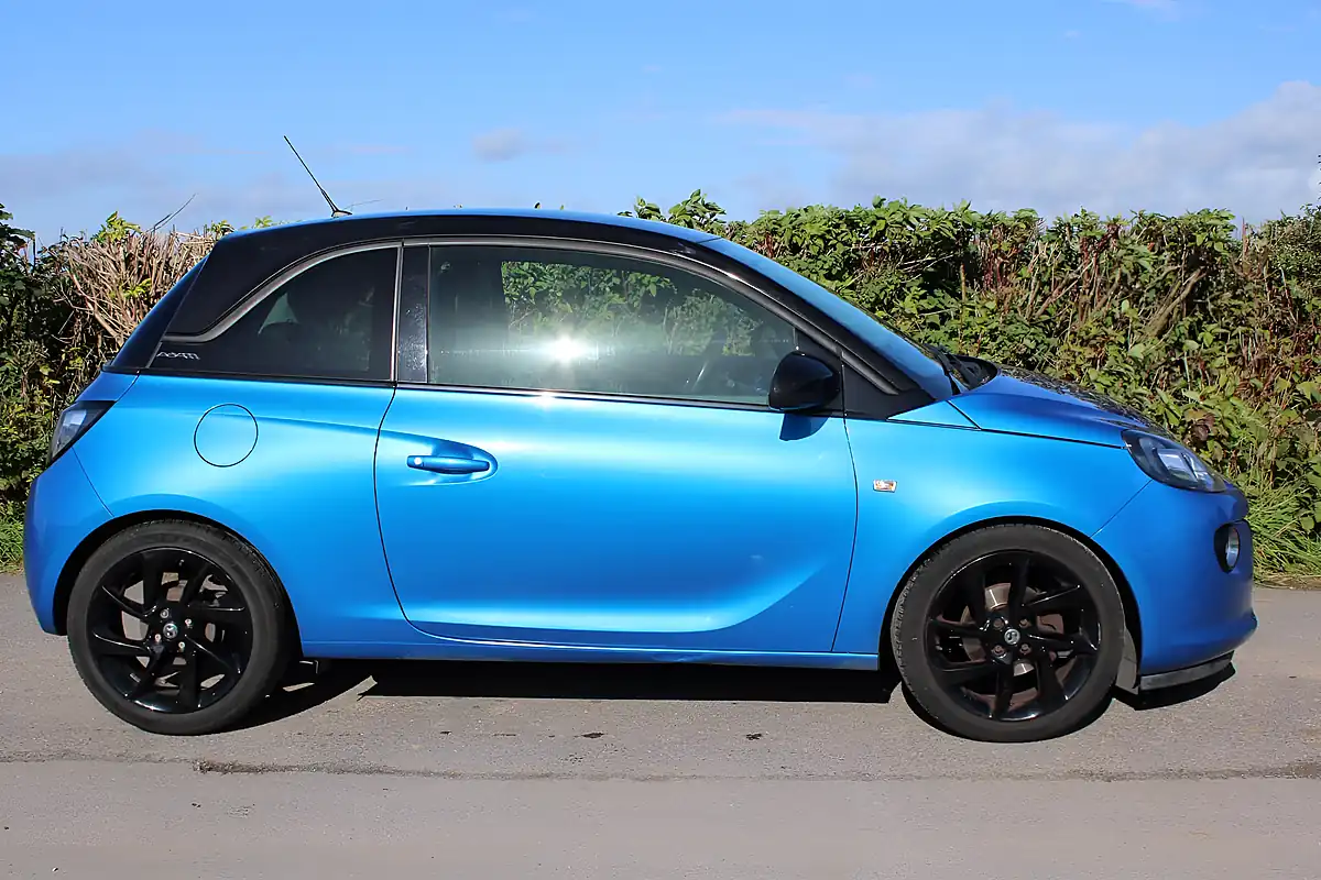 Used 2018 Vauxhall Adam Energised Blue - Interior and Exterior details 10