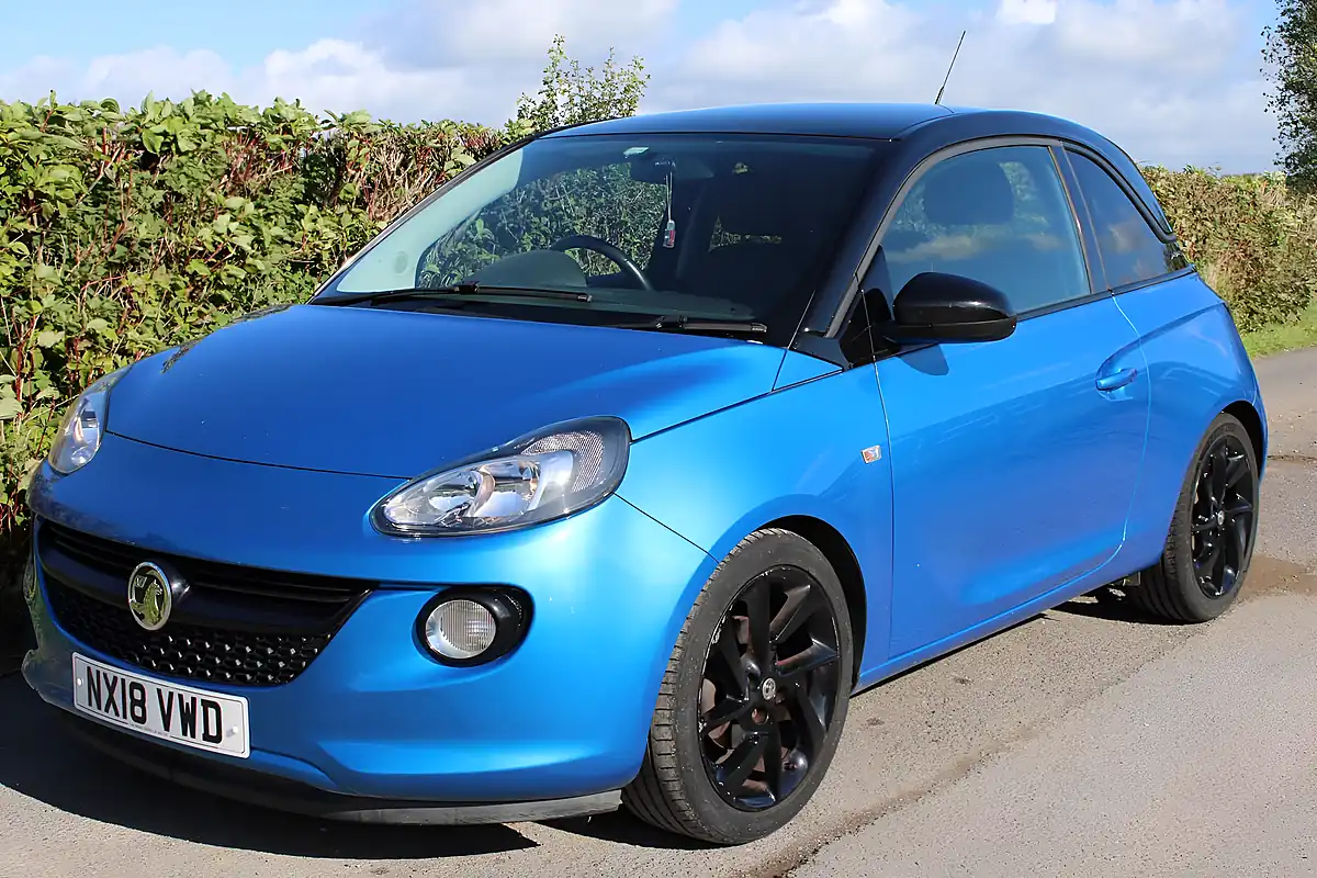 Used 2018 Vauxhall Adam Energised Blue - Interior and Exterior details 3