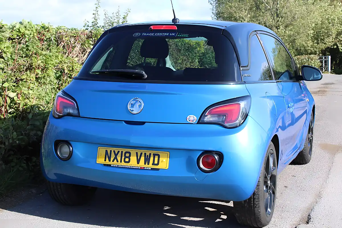 Used 2018 Vauxhall Adam Energised Blue - Interior and Exterior details 8