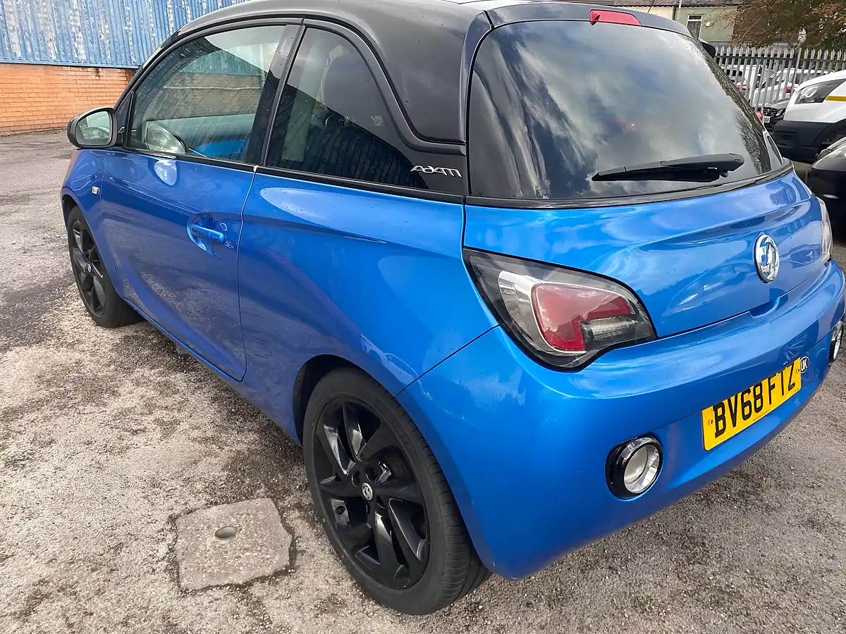 Used 2018 Vauxhall Adam Energised Blue - Interior and Exterior details 4