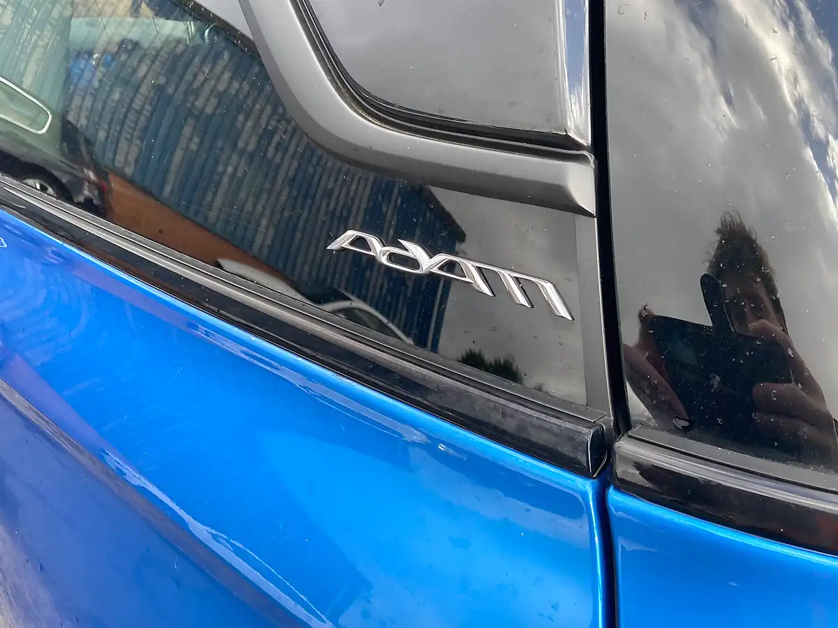 Used 2018 Vauxhall Adam Energised Blue - Interior and Exterior details 8