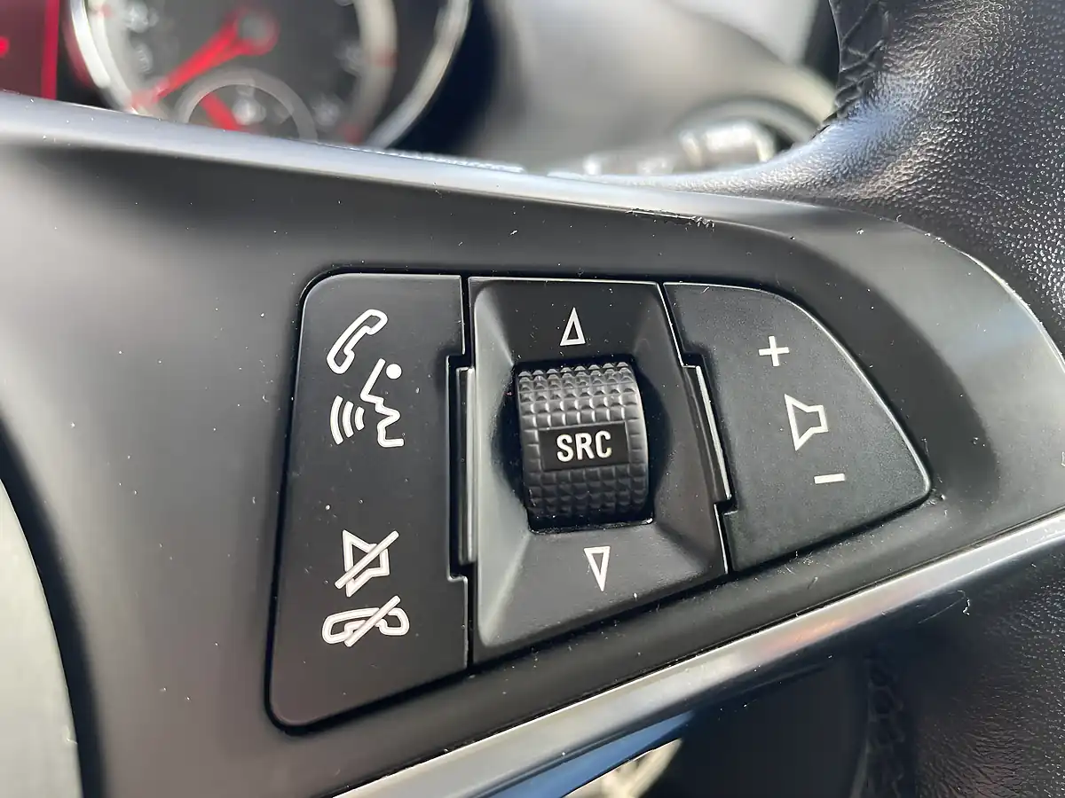 Used 2018 Vauxhall Adam Energised Miami Blue - Interior and Exterior details 17