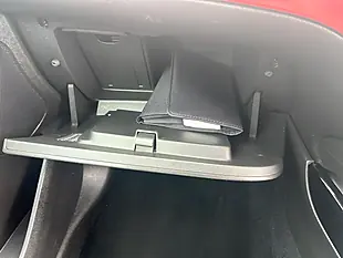 Used 2018 Vauxhall Adam Energised Red - Interior and Exterior details 20