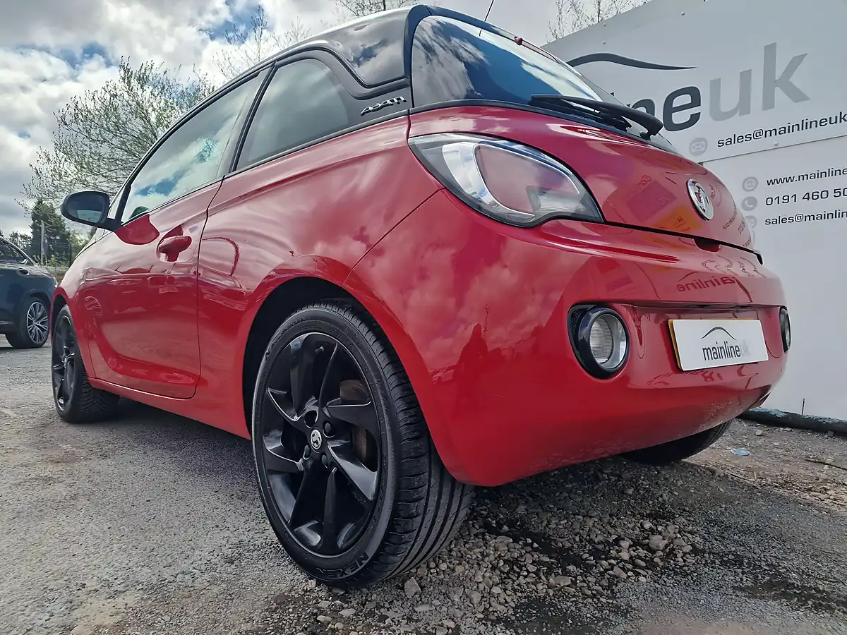 Used 2018 Vauxhall Adam Energised Red - Interior and Exterior details 5