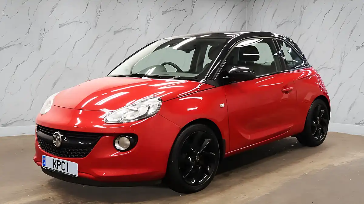 Used 2018 Vauxhall Adam Energised Red - Interior and Exterior details 2