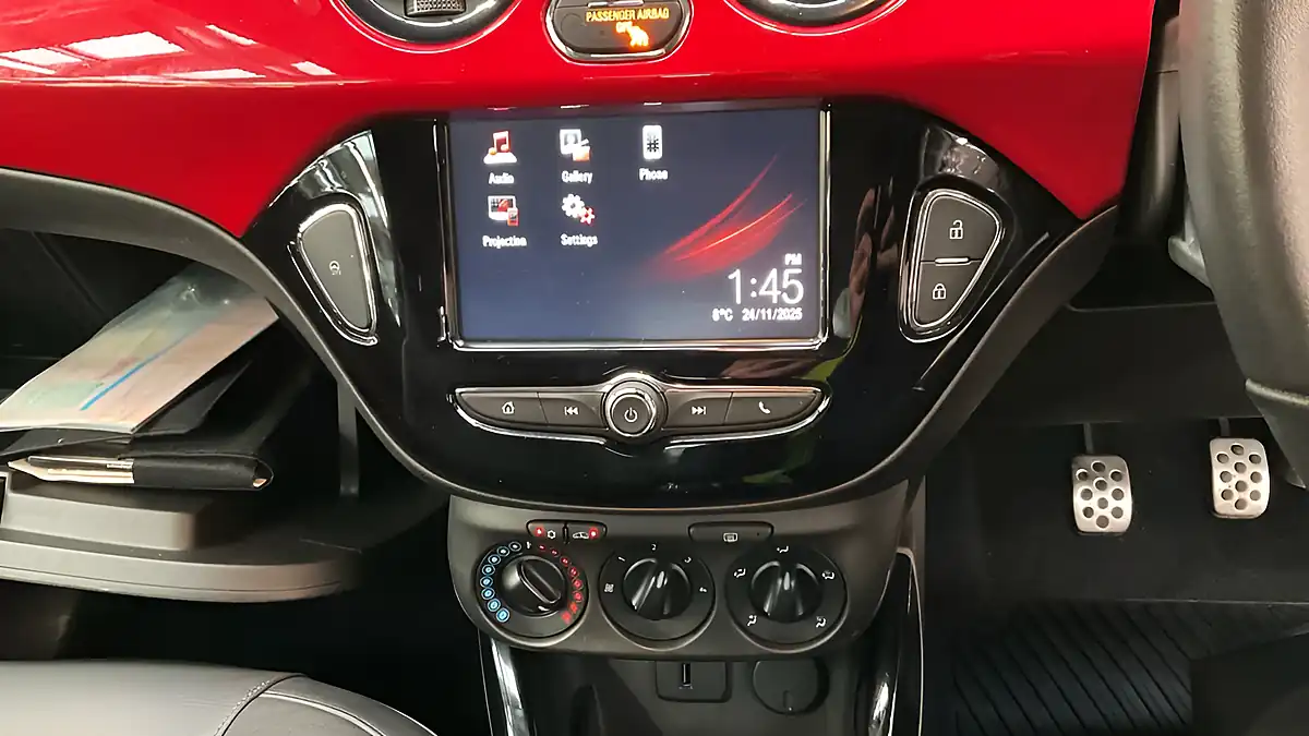 Used 2018 Vauxhall Adam Energised Red - Interior and Exterior details 7
