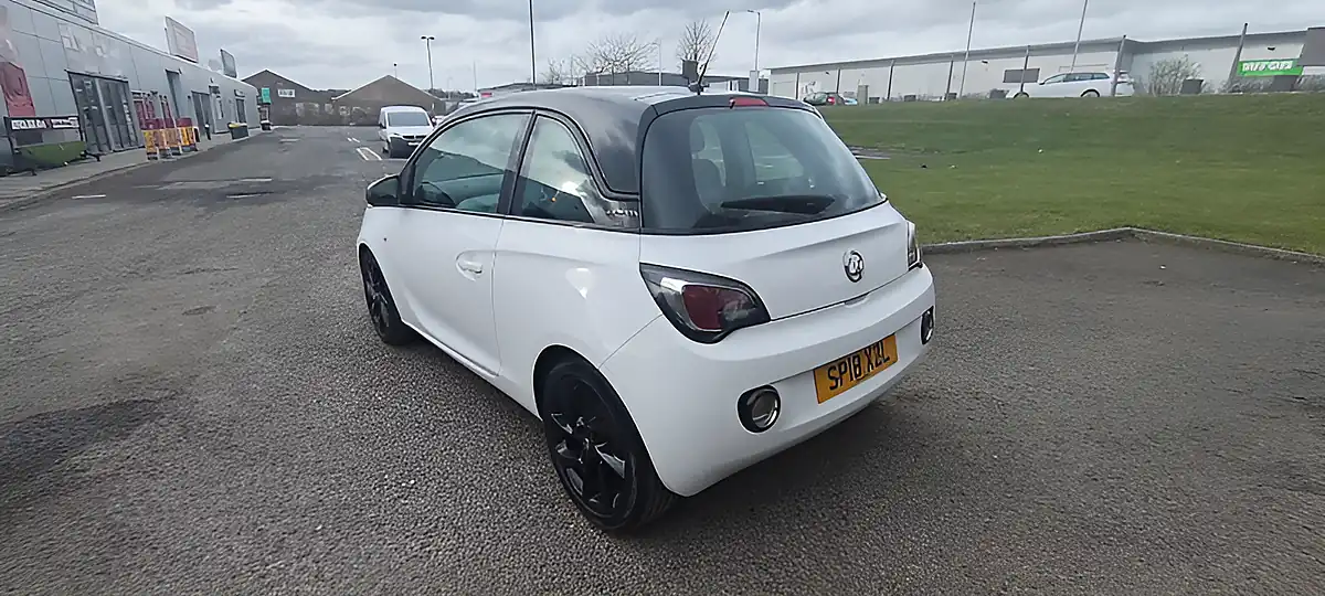 Used 2018 Vauxhall Adam Energised White - Interior and Exterior details 20