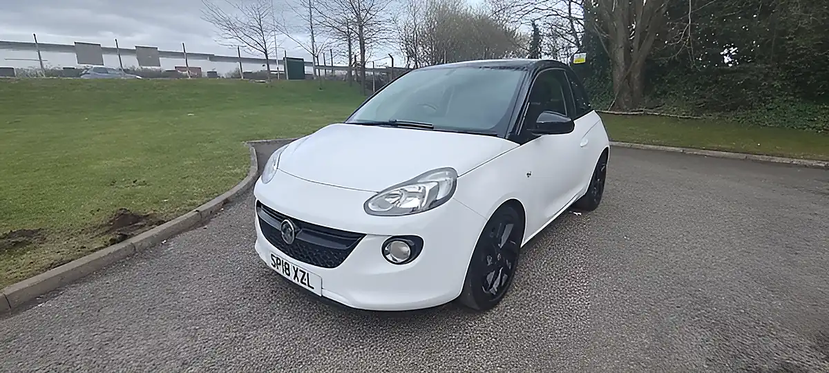 Used 2018 Vauxhall Adam Energised White - Interior and Exterior details 6