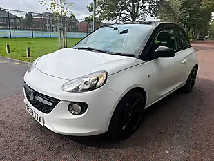 Used 2018 Vauxhall Adam Energised White - Interior and Exterior details 7