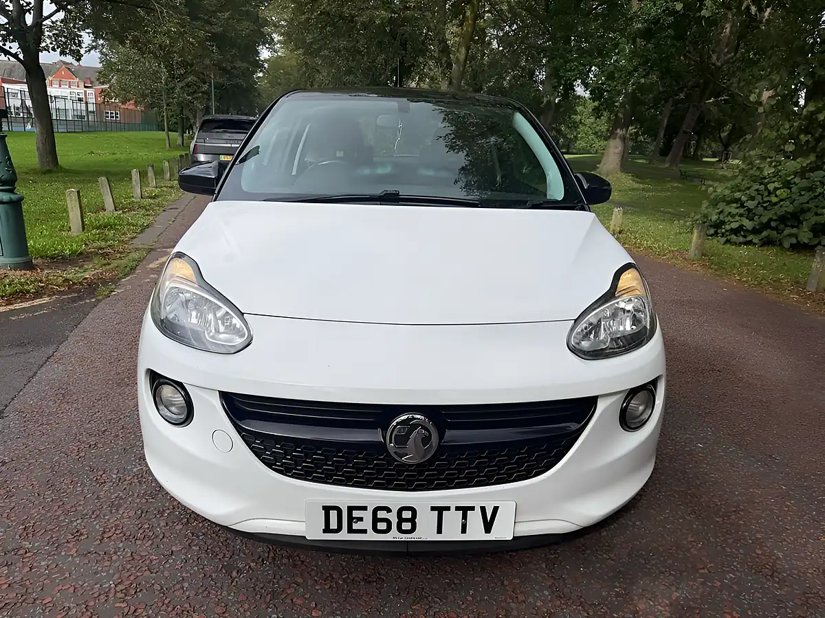 Used 2018 Vauxhall Adam Energised White - Interior and Exterior details 8