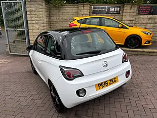 Used 2018 Vauxhall Adam Energised White - Interior and Exterior details 8