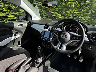 Used 2018 Vauxhall Adam Energised White - Interior and Exterior details 14