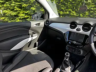 Used 2018 Vauxhall Adam Energised White - Interior and Exterior details 15
