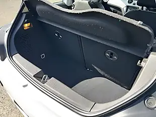 Used 2018 Vauxhall Adam Energised White - Interior and Exterior details 18