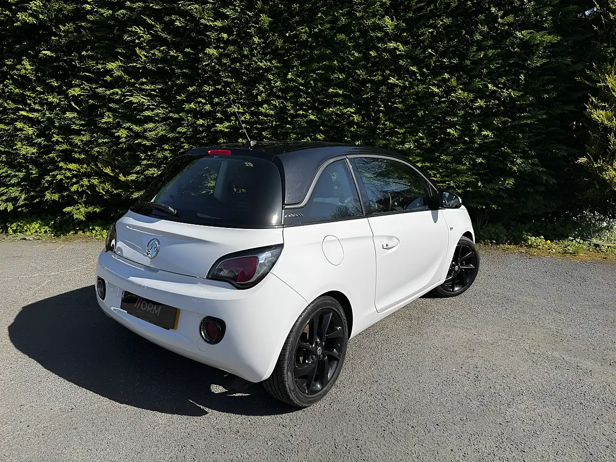 Used 2018 Vauxhall Adam Energised White - Interior and Exterior details 3