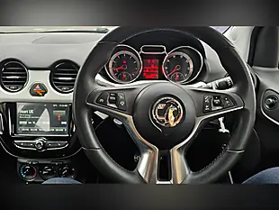 Used 2018 Vauxhall Adam Energised White - Interior and Exterior details 16